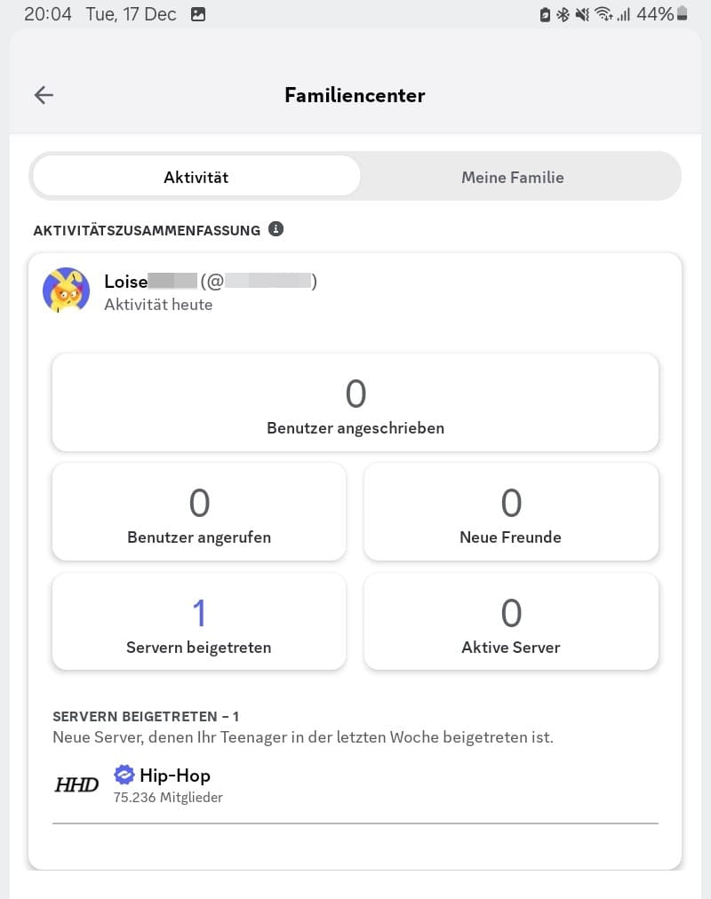 Discord Family Center, das detaillierte Informationen über die Aktivitäten des Teenagers anzeigt, einschließlich Metriken wie die Anzahl der Nachrichten, Anrufe und hinzugefügten Freunde