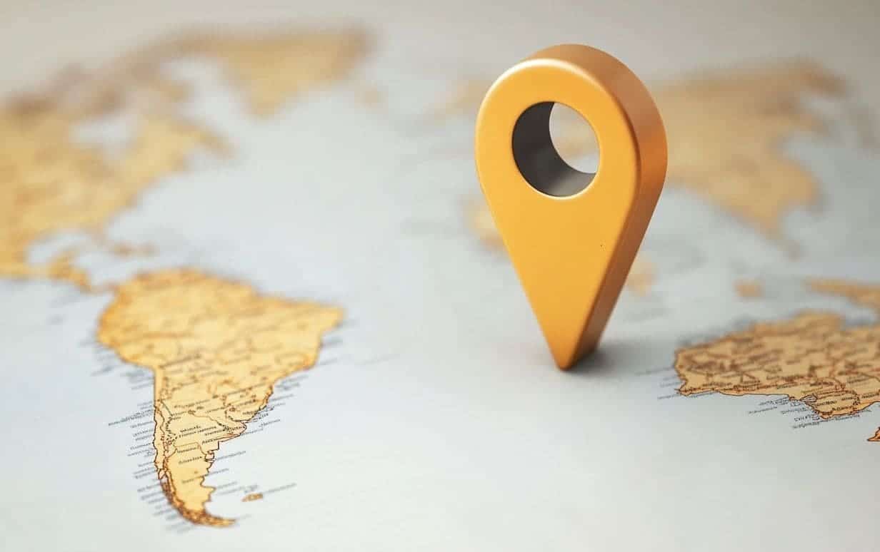 Globaler Standort-Pin auf der Weltkarte