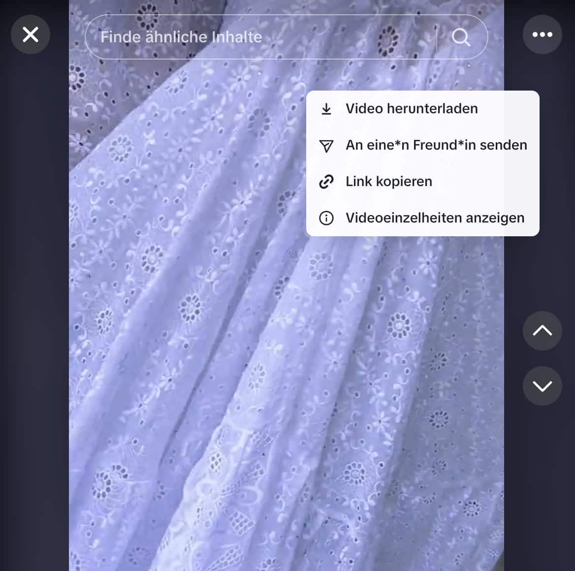 Klicken Sie mit der rechten Maustaste auf ein Video, um es herunterzuladen, zu senden, den Link zu kopieren und die Videodetails anzuzeigen.