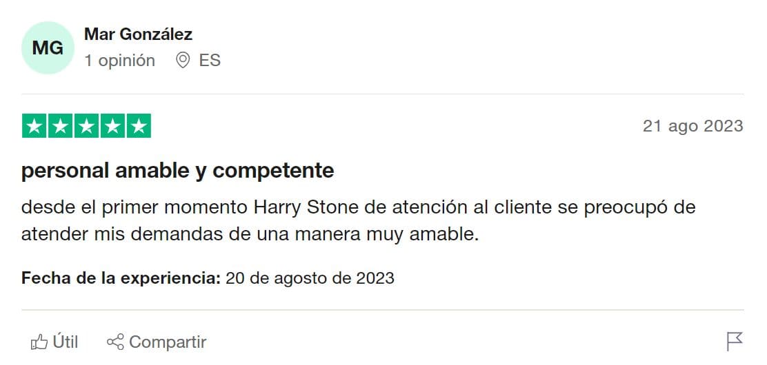 Reseña positiva de Eyezy en TrustPilot