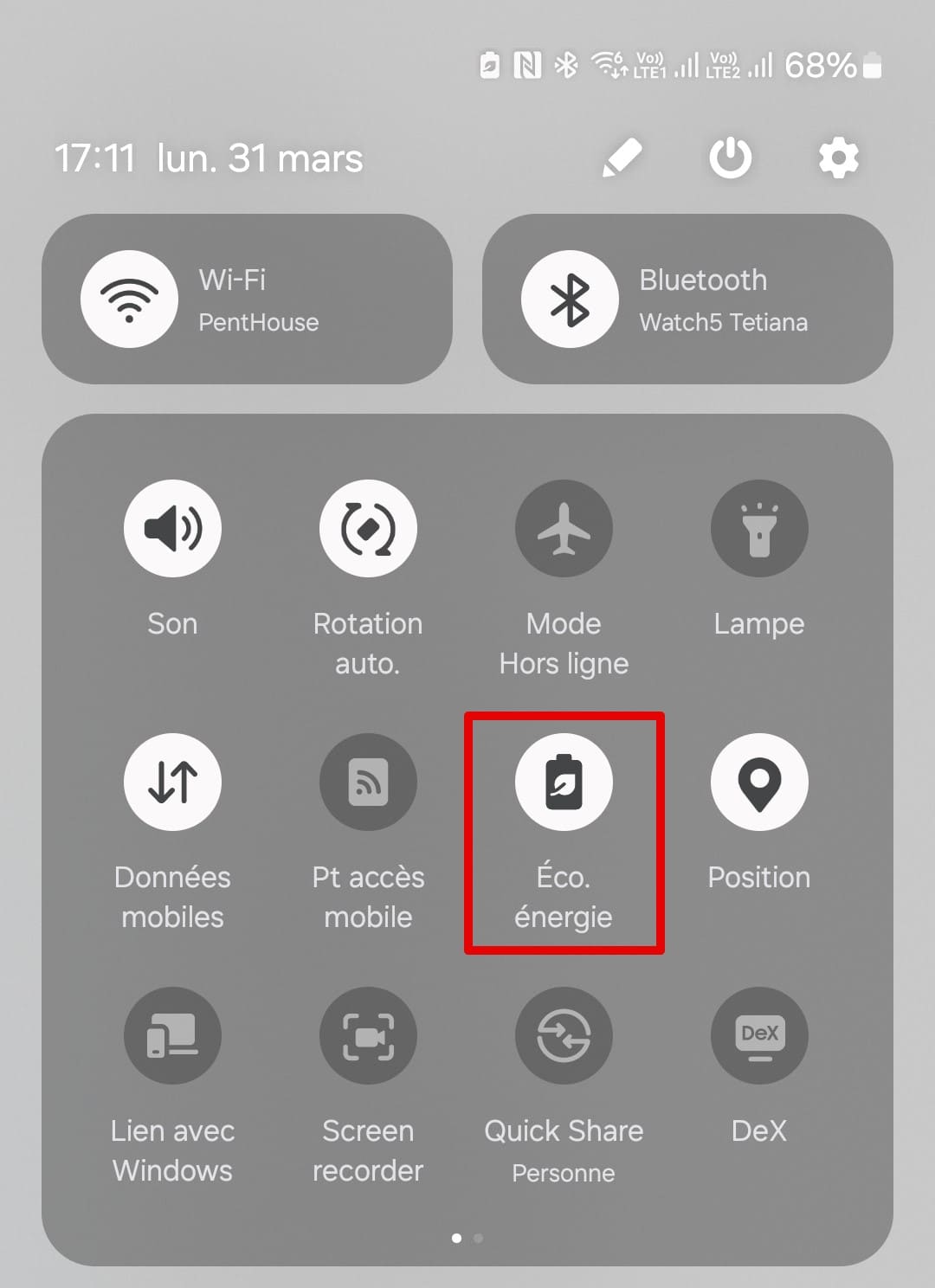 Le mode économie de batterie est activé sur le téléphone.