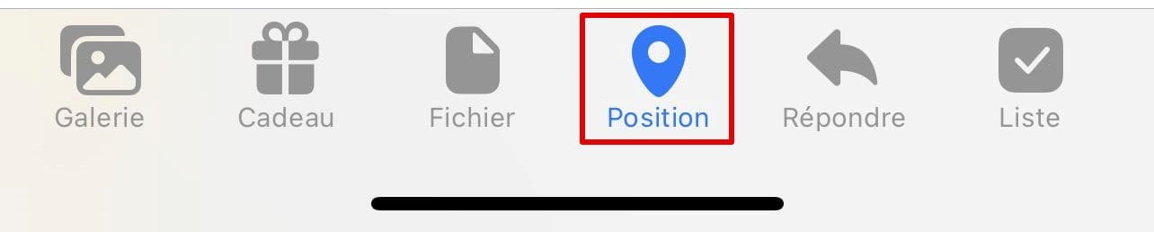 Appuyez sur "Localisation" dans le menu de partage de la messagerie sur votre téléphone.