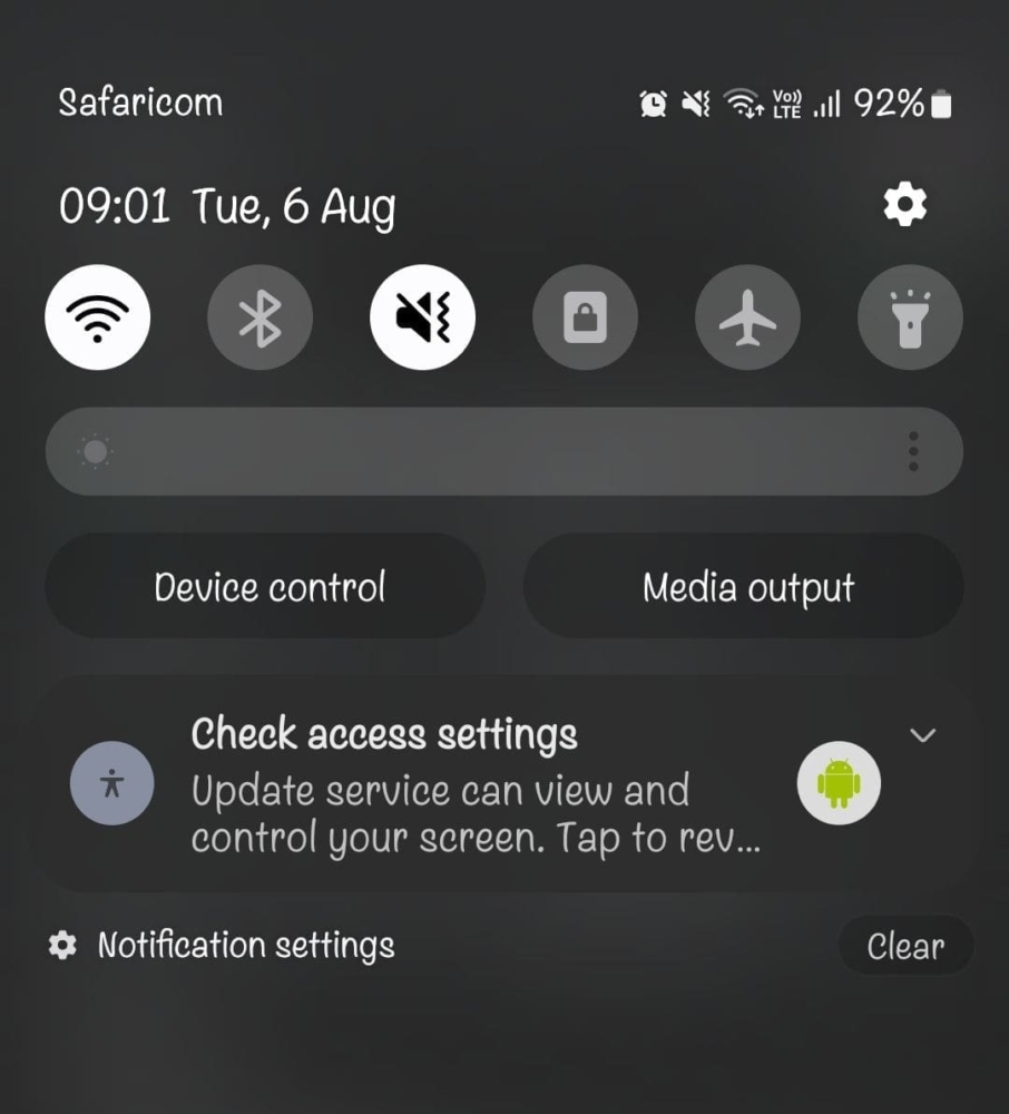 Uma imagem do aviso do Update Service sobre o aplicativo visualizar e controlar a tela