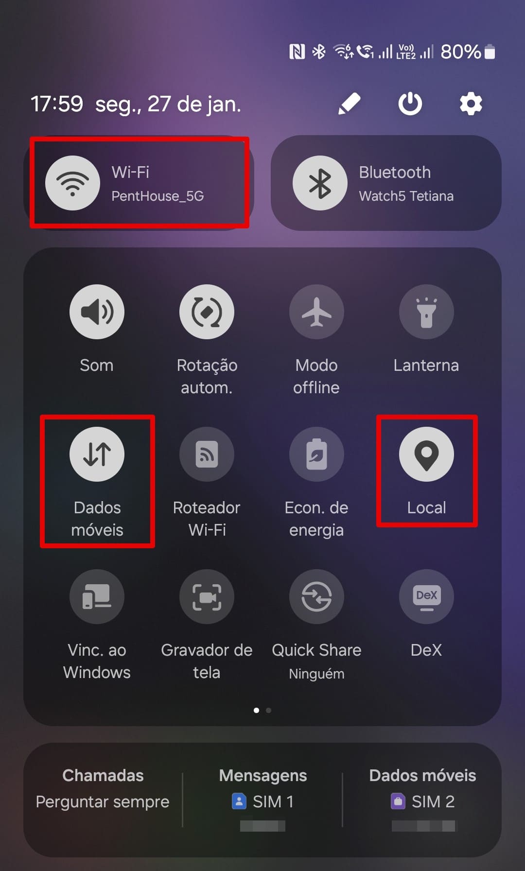 Abra o painel superior do seu telefone celular e verifique se a Internet está ativada.