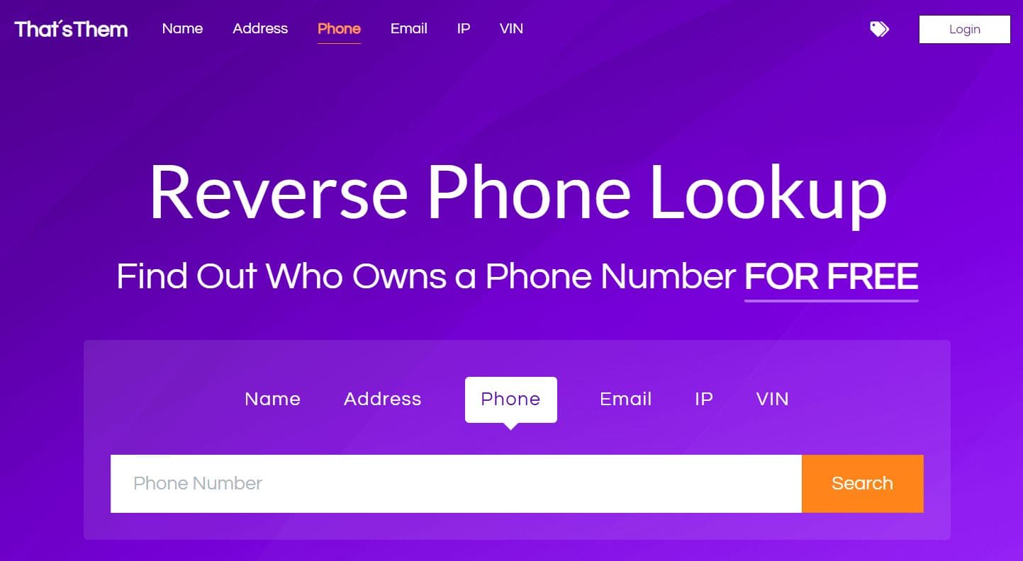Screenshot of the home page of That'sThem reverse phone number lookup site