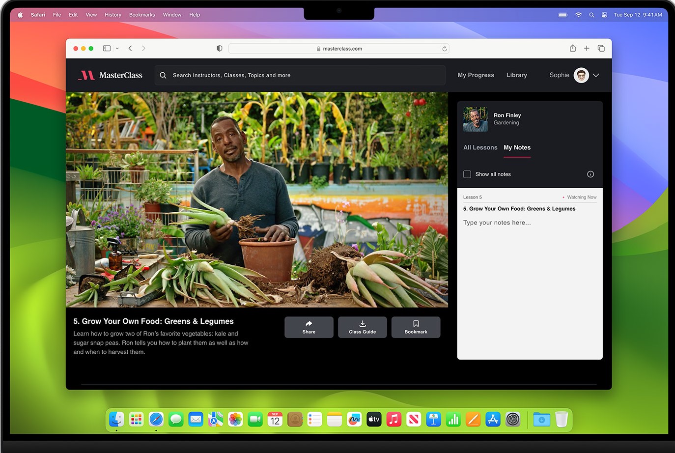 Screenshot of a Safari browser depicting its layout on laptop